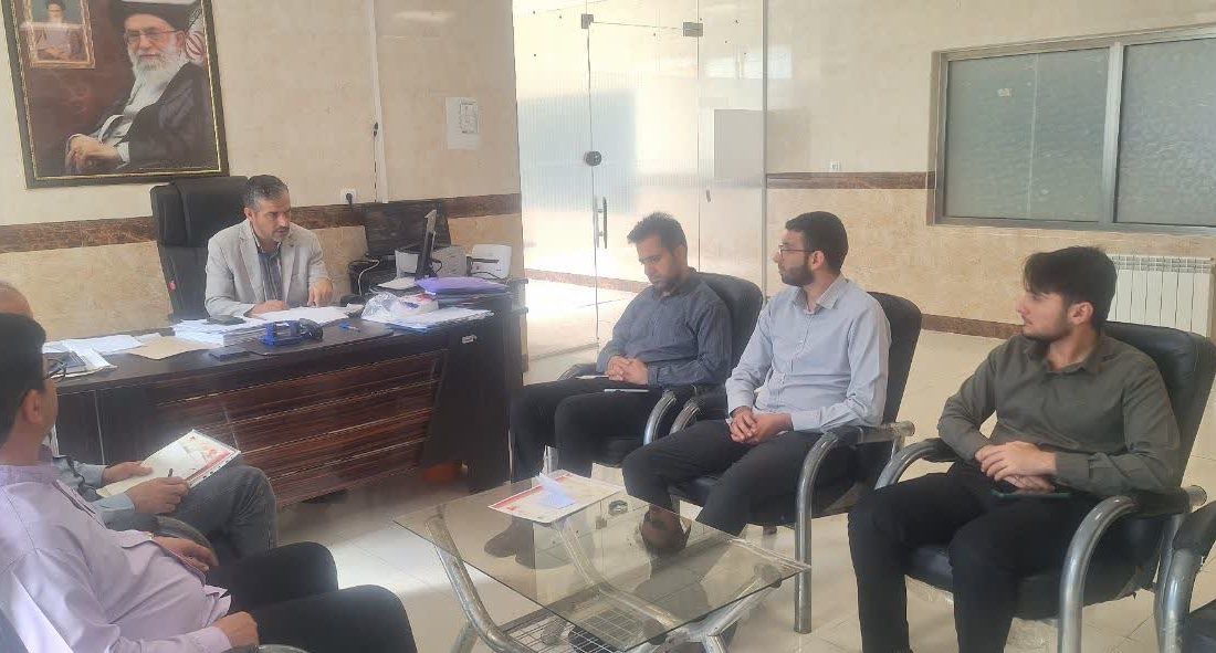 دیدار دبیر موسسه فرهنگی مردمی نغمه های عشق با ریاست اداره ورزش و جوانان اندیمشک