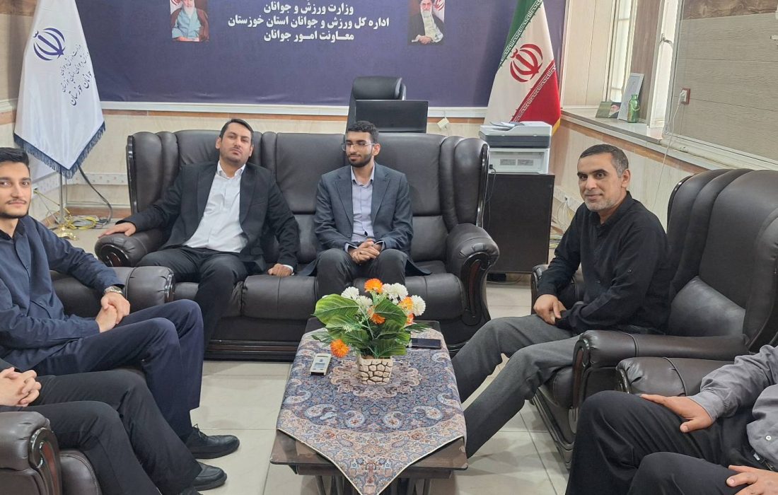 دیدار دبیر جدید موسسه فرهنگی مردمی نغمه های عشق اندیمشک با معاونت جوانان اداره کل ورزش و جوانان خوزستان